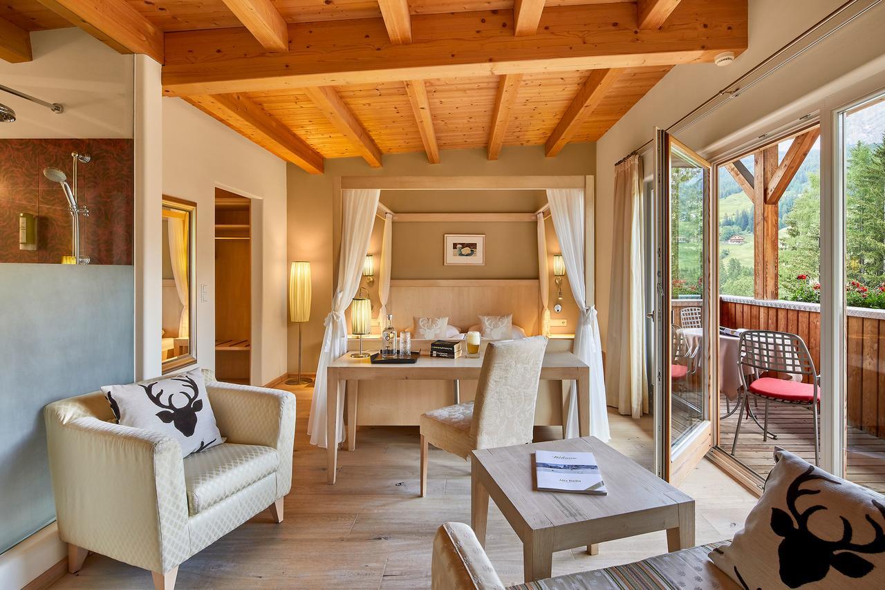 Dolomit Boutique Hotel La Villa  Exteriör bild