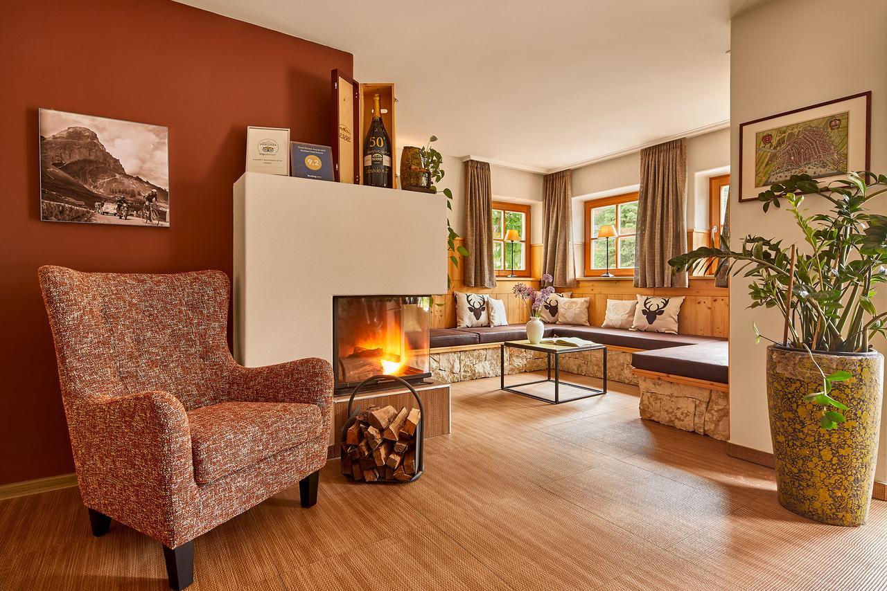 Dolomit Boutique Hotel La Villa  Exteriör bild